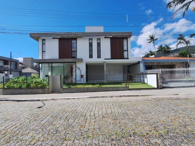 #170 - Casa para Locação em Florianópolis - SC