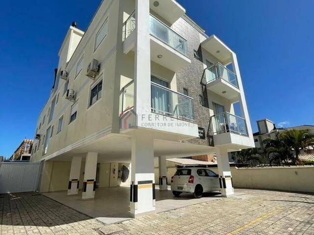 #146 - Apartamento para Locação em Florianópolis - SC