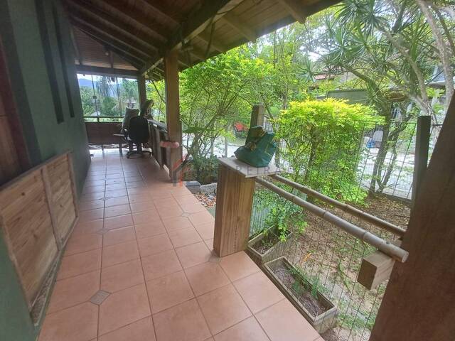 #181 - Casa para Locação em Florianópolis - SC