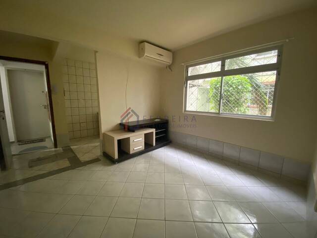 #128 - Apartamento para Locação em Florianópolis - SC